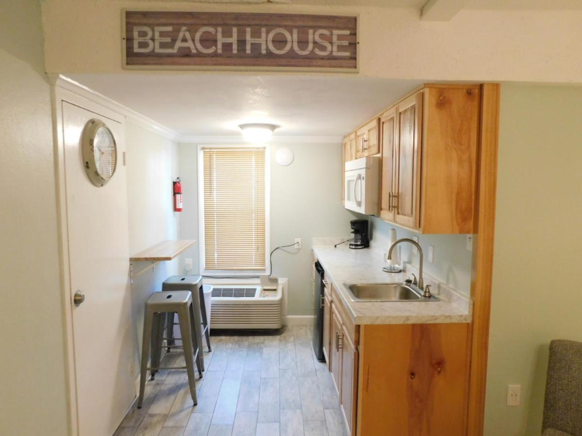 Budget Friendly Condo Perfect For A Romantic Getaway Within Walking Distance To The Beach! กัลฟ์ชอร์ส ภายนอก รูปภาพ