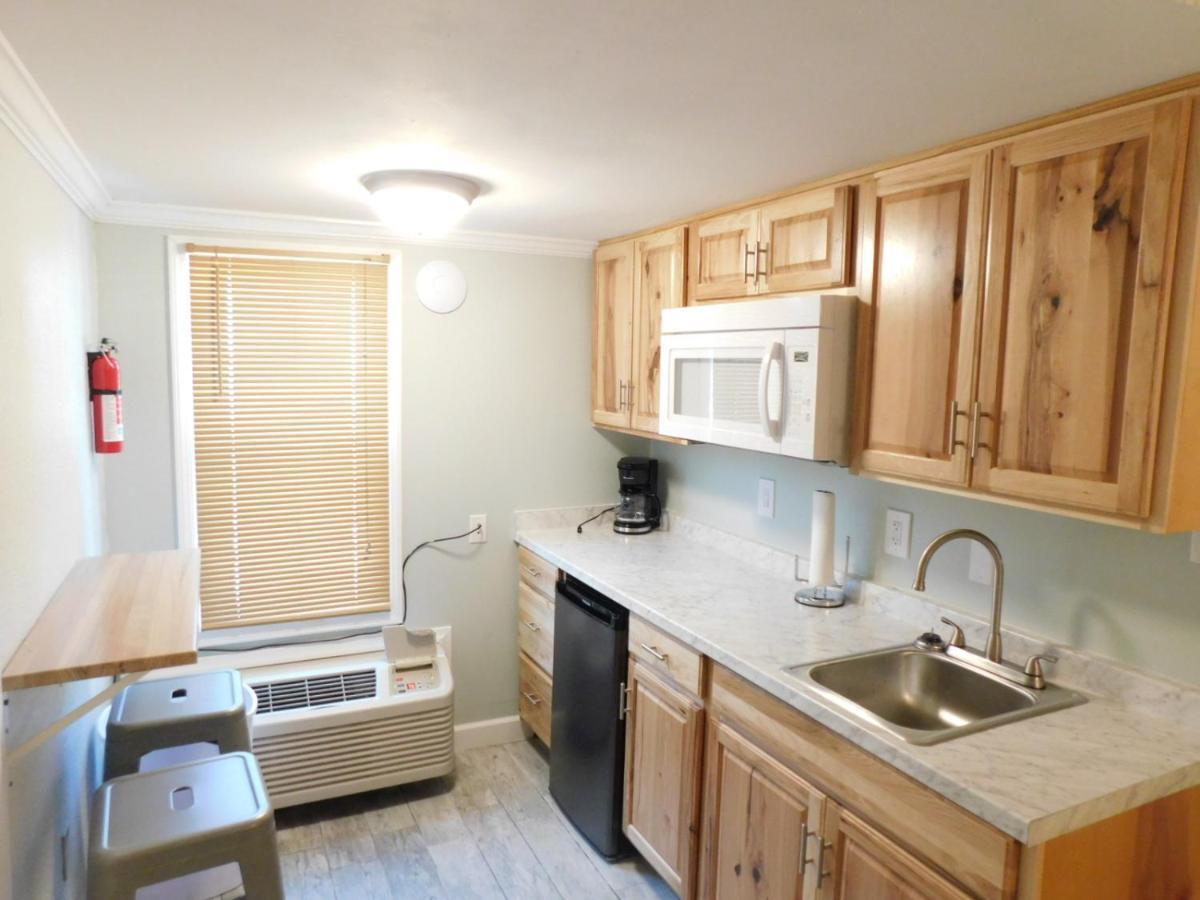 Budget Friendly Condo Perfect For A Romantic Getaway Within Walking Distance To The Beach! กัลฟ์ชอร์ส ภายนอก รูปภาพ